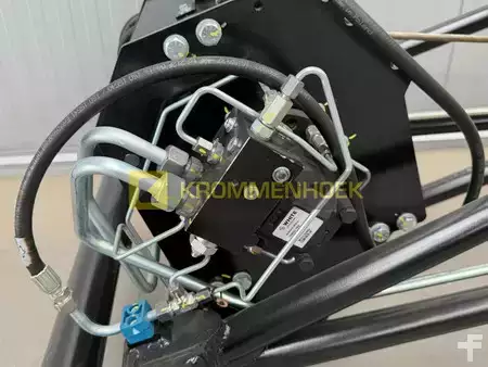 Teleskoptruck fast bom 2024  Manitou PT 1500 (5)