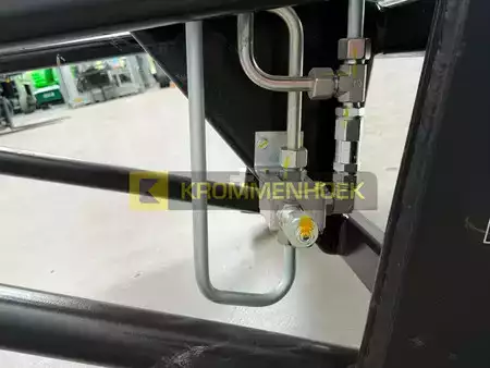 Teleskoptruck fast bom 2024  Manitou PT 1500 (8)