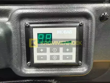 Elektro čtyřkolový VZV 2023  Yale ERP 55 VM (10)