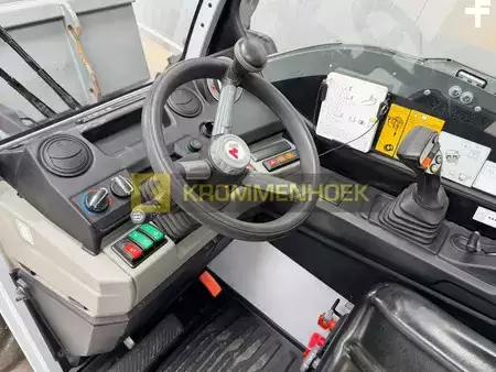 Verreikers (vast) 2021  Wacker TH 412 (9)