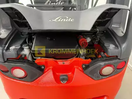 Elektrisk- 4 hjul 2019  Linde E 30 H-600 (17)