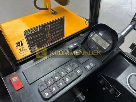 Chariots élévateurs tout terrain 2023  JCB 940-4 (14)
