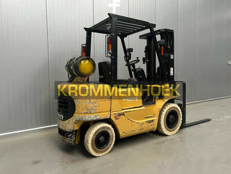 Empilhador a gás 2001  CAT Lift Trucks GP25K (4)