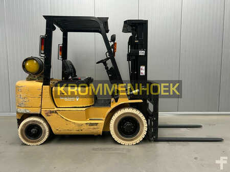 Empilhador a gás 2001  CAT Lift Trucks GP25K (5)