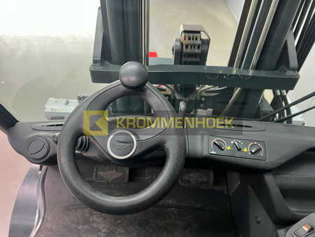 Elektryczne 4-kołowe 2023  Linde E 80-900 (16)