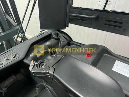 Elektryczne 4-kołowe 2023  Linde E 80-900 (17)