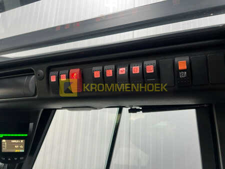 Elektryczne 4-kołowe 2023  Linde E 80-900 (18)