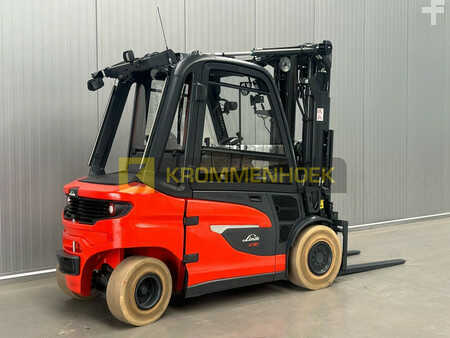 Elektryczne 4-kołowe 2021  Linde X 30 (4)