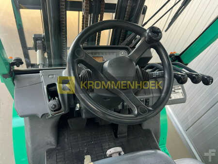Wózki gazowe 2015  Mitsubishi FG 25 NT (12)