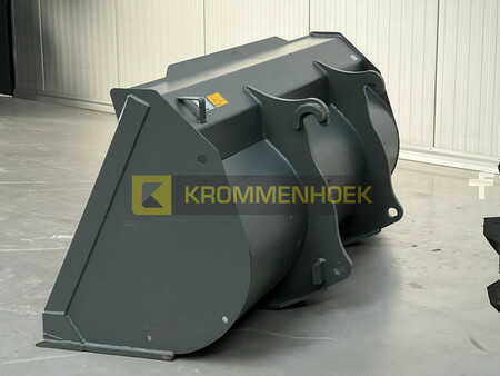 Liebherr T 60-9