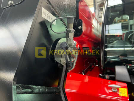 Telescopic forklift rigid 2025  Manitou MT 625 H Comfort 75K ST5 (9)