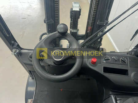El truck - 4 hjulet 2022  Linde E 30 HL-01/600 (14)