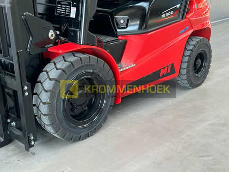 Diesel Forklifts 2025  Manitou MI 30 D (10)