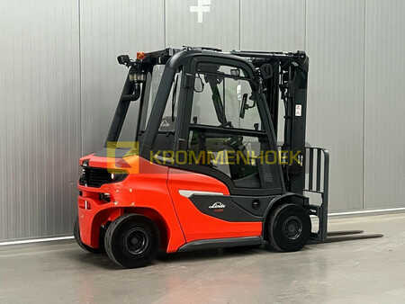Wózki widłowe diesel 2020  Linde H 25 D (4)