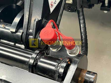 Chariots téléscopiques fixes 2023  Manitou ULM 415 H (10)