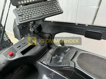Elektryczne 4-kołowe 2020  Linde E 30 HL-01/600 (14)
