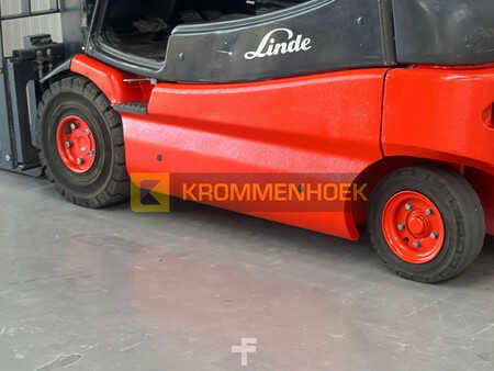 Electric - 4 wheels 2006  Linde E 30 (10)