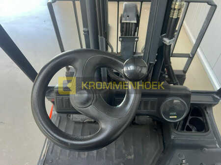 Electric - 4 wheels 2006  Linde E 30 (11)