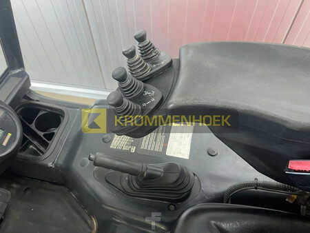 Electric - 4 wheels 2006  Linde E 30 (12)