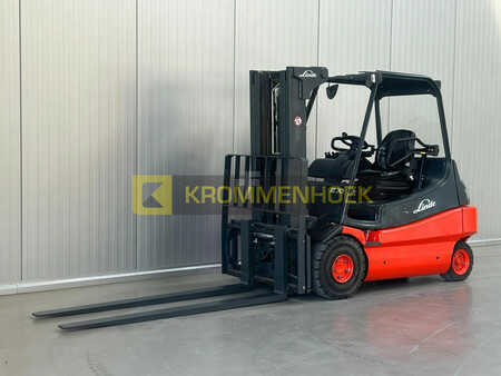 Electric - 4 wheels 2006  Linde E 30 (2)