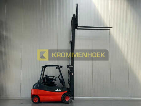 Electric - 4 wheels 2006  Linde E 30 (8)