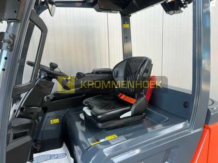 Eléctrica de 4 ruedas 2023  Toyota 9 FBM 25 T (12)