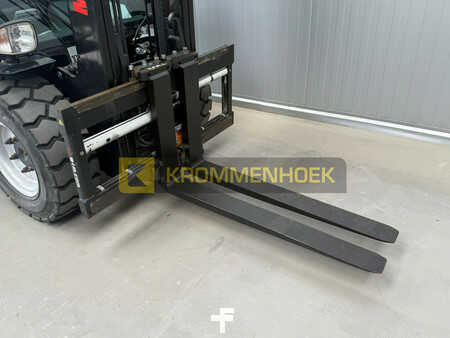 Empilhador diesel 2020  Manitou MSI 35 (9)