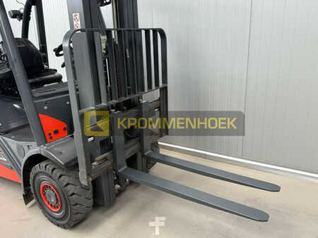 LPG heftrucks 2018  Linde H 25 T (9)