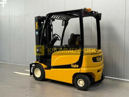 4-wiel elektrische heftrucks 2021  Yale ERP 25 VL (3)