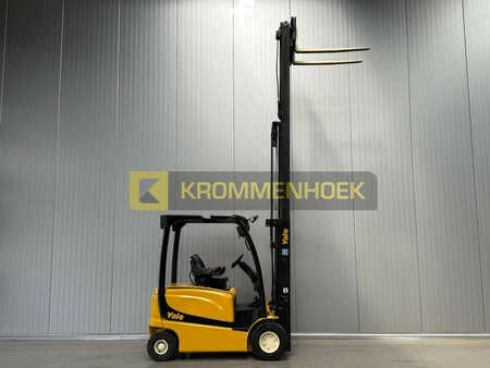 4-wiel elektrische heftrucks 2021  Yale ERP 25 VL (8)
