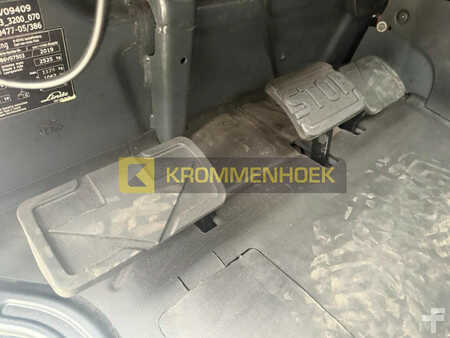 Eléctrico - 4 rodas 2019  Linde E 16 PH-1 (13)