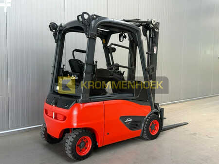 Chariots électriques à 4 roues 2024  Linde E 16 P-02 (4)