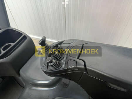 Eléctrico - 4 rodas 2014  Linde E 18 (13)