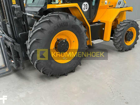 Empilhador todo-terreno 2023  JCB 940 (12)