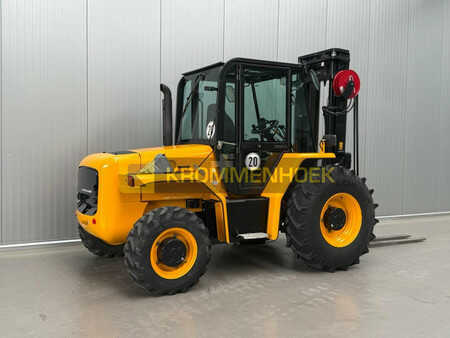 Empilhador todo-terreno 2023  JCB 940 (4)