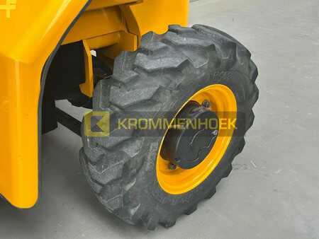 Empilhador todo-terreno 2023  JCB 940 (12)