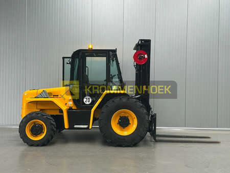 Empilhador todo-terreno 2023  JCB 940 (5)