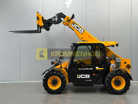 Chariots téléscopiques fixes 2023  JCB 525-60 Agri plus (1)