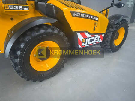 Manipulador fijo 2023  JCB 536-95 81 kW | Agri | Industry plus (10)