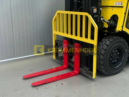 Empilhador a gás 2024  Hyster H 5.0 UT Container uitvoering (9)