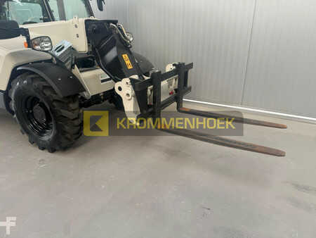 Empilhador telescópico-Fixo 2024  JCB 525-60 Demo (12)