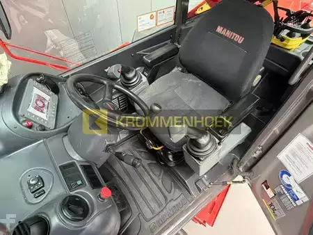 Chariots téléscopiques fixes 2013  Manitou MRT 1850 Privilege plus (13)