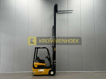 Elektro čtyřkolový VZV 2007  Yale ERP 16 (9)