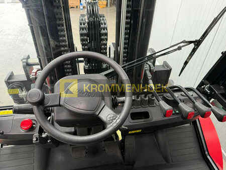 Empilhador diesel 2025  Manitou MI 100 D (14)