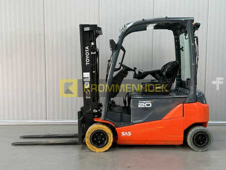 Elektromos 4 kerekű 2019  Toyota 8 FBM 20 T (1)