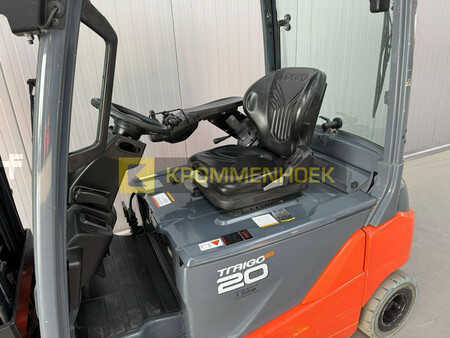 Elektromos 4 kerekű 2019  Toyota 8 FBM 20 T (11)