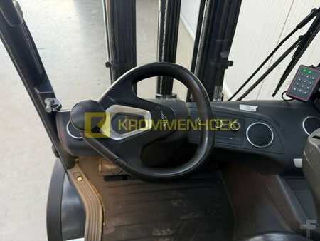 El truck - 4 hjulet 2023  Linde E 35 HL-01 (12)