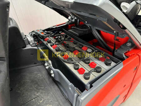 Elektryczne 4-kołowe 2020  Linde E 12 (15)