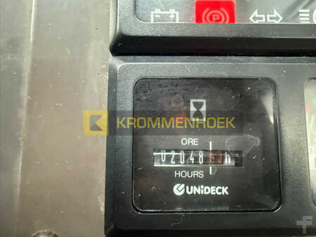 Wózek terenowy 2004  Manitou MC 70 T (7)