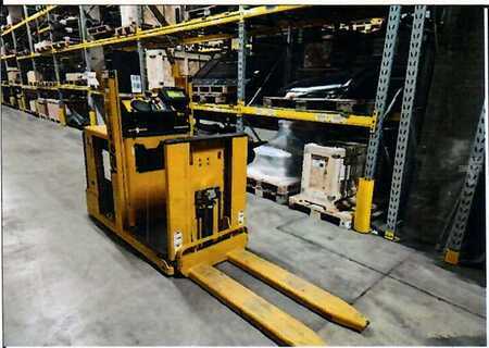 Horizontal-Kommissionierer 2019  Yale MO10E AC 12SL (1)
